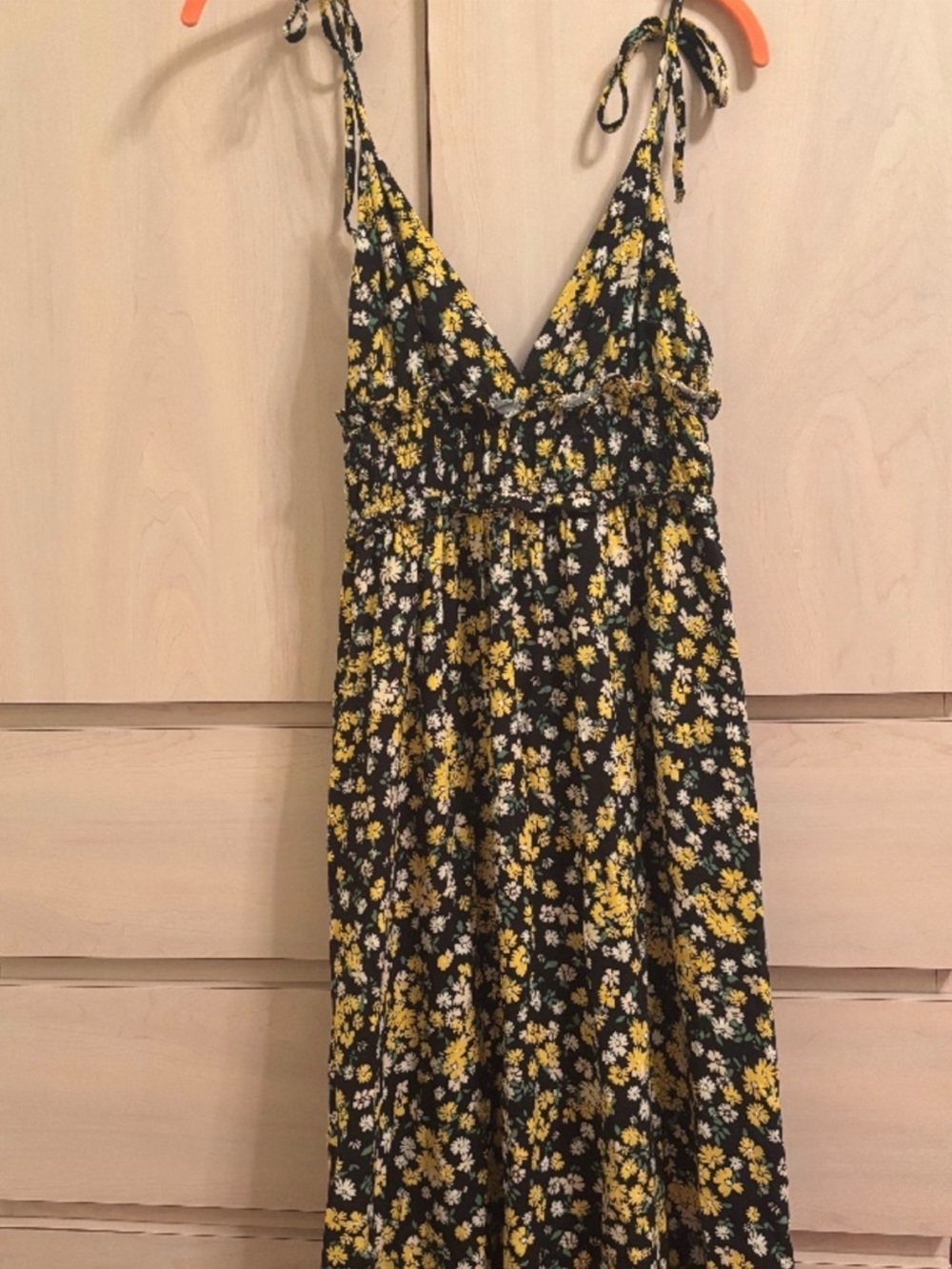 New Were All Pretty Girls Black and Yellow Floral Sleeveless Dress